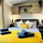 Tatil Evi Adelfas *
