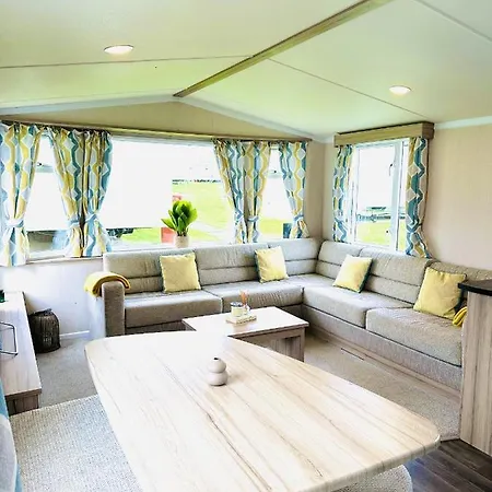 Adelfas Dom wakacyjny