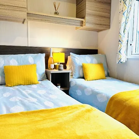 Adelfas Dom wakacyjny *