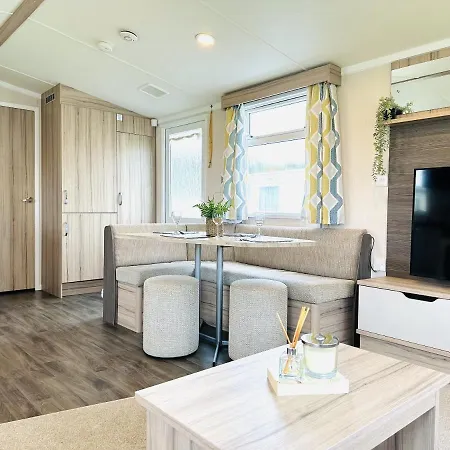 Dom wakacyjny Adelfas Scarborough